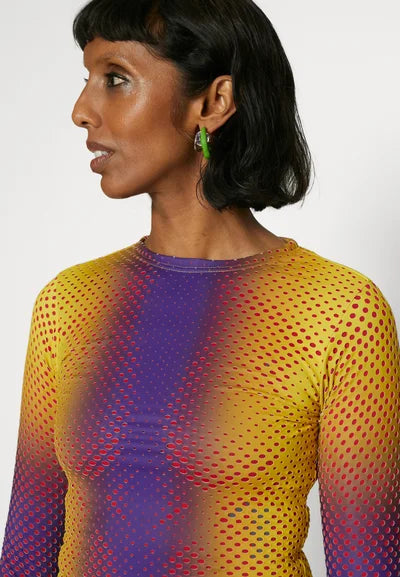 Laser-Cut body enhancing double layer top