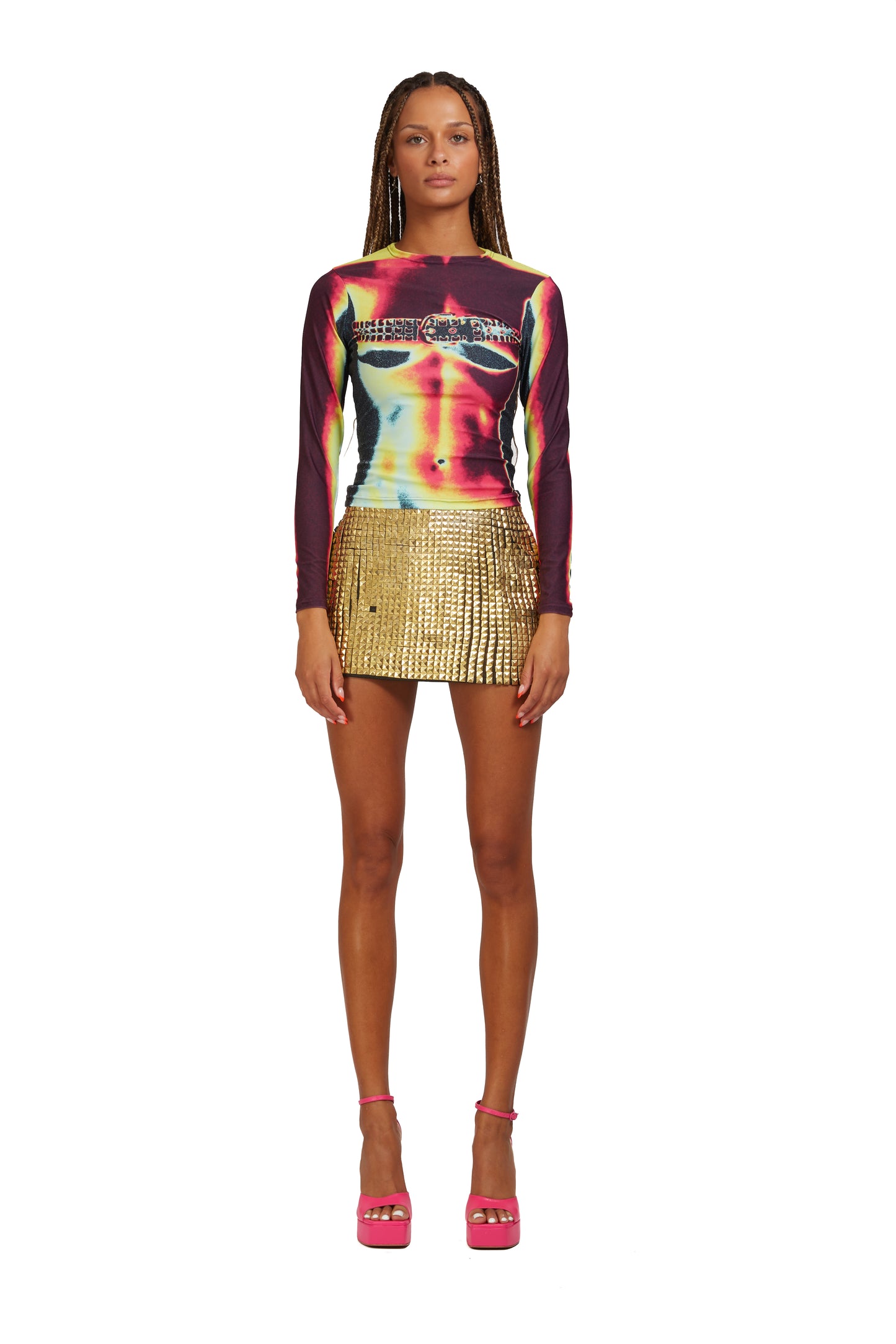 Curve-Enhancing digitally printed stud-belt long sleeved top