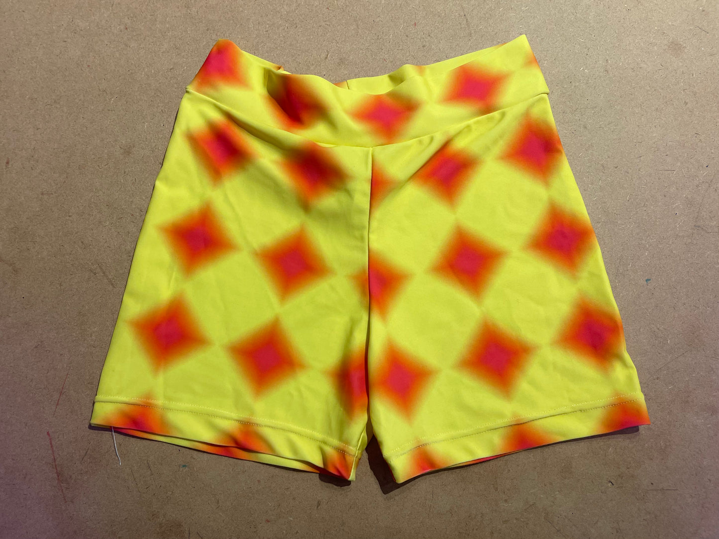 PINK DIAMOND PRINT HOTPANTS